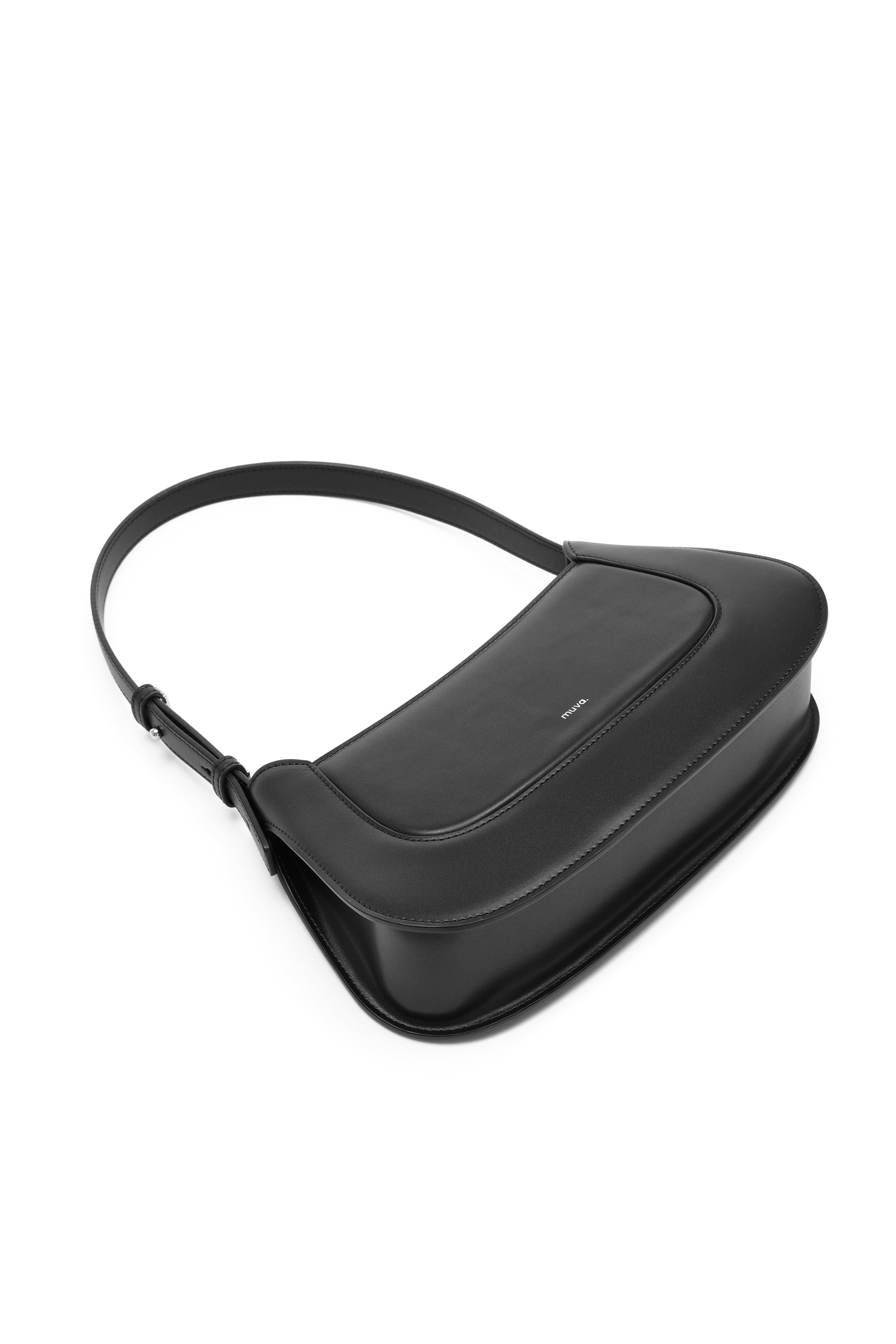 Dakota Black Shoulder Baguette Bag