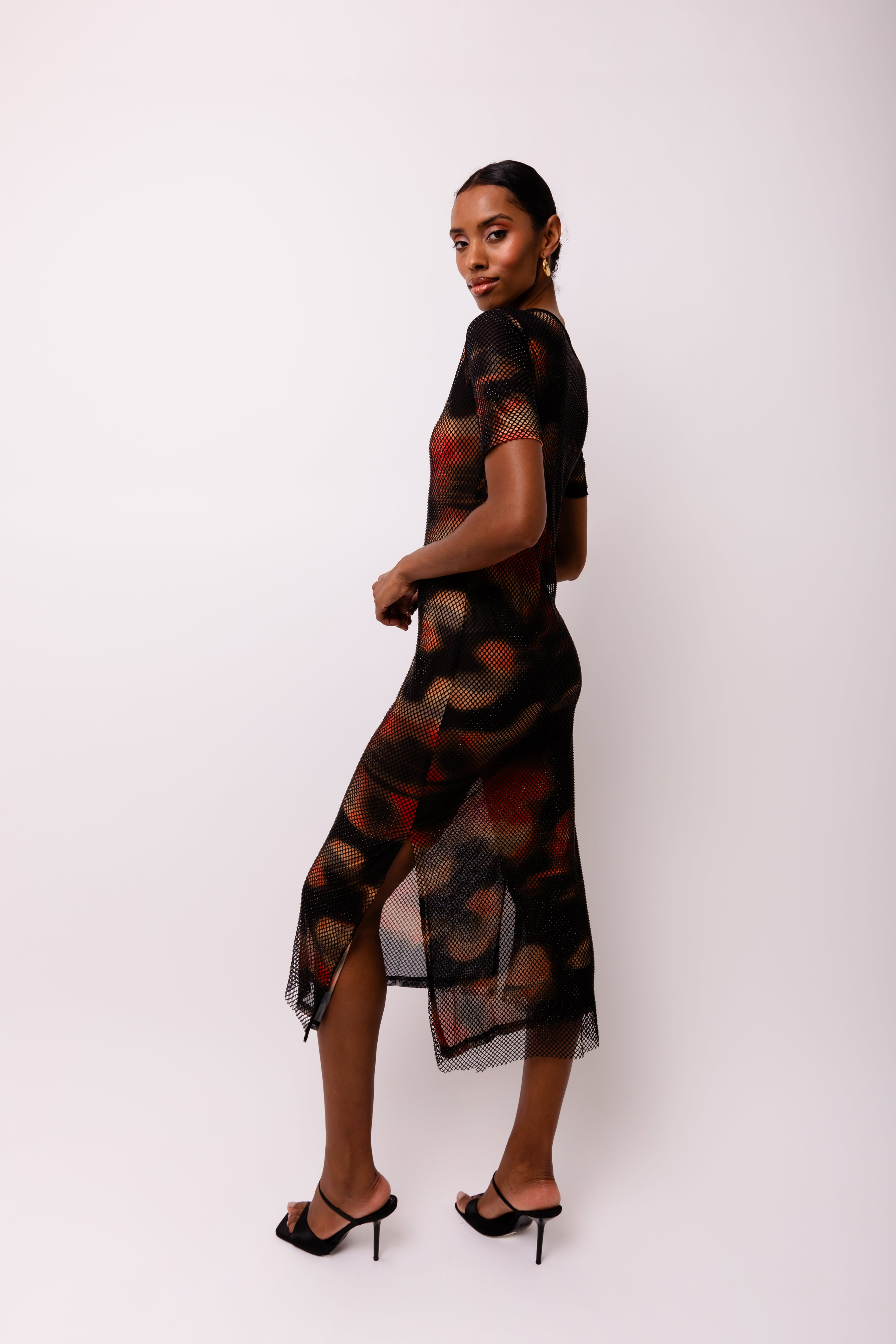 Lisbon Abstract Print Mesh Stretch Maxi Dress | AMYLYNN