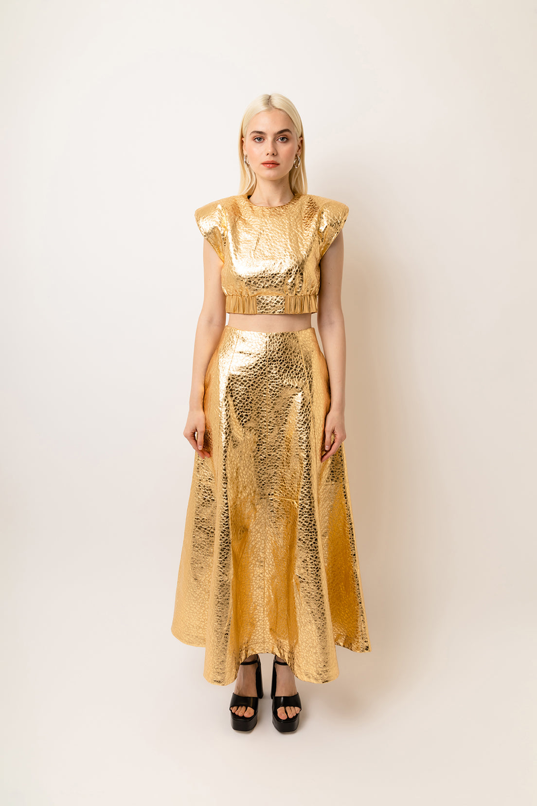 Phoebe Padded Shoulder Gold Metallic Top | AmyLynn